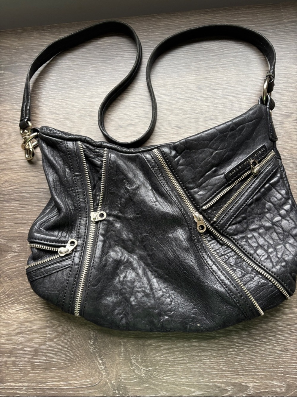Marc By Marc Jacobs Black Leather Zip-Accent Shoulder Bag